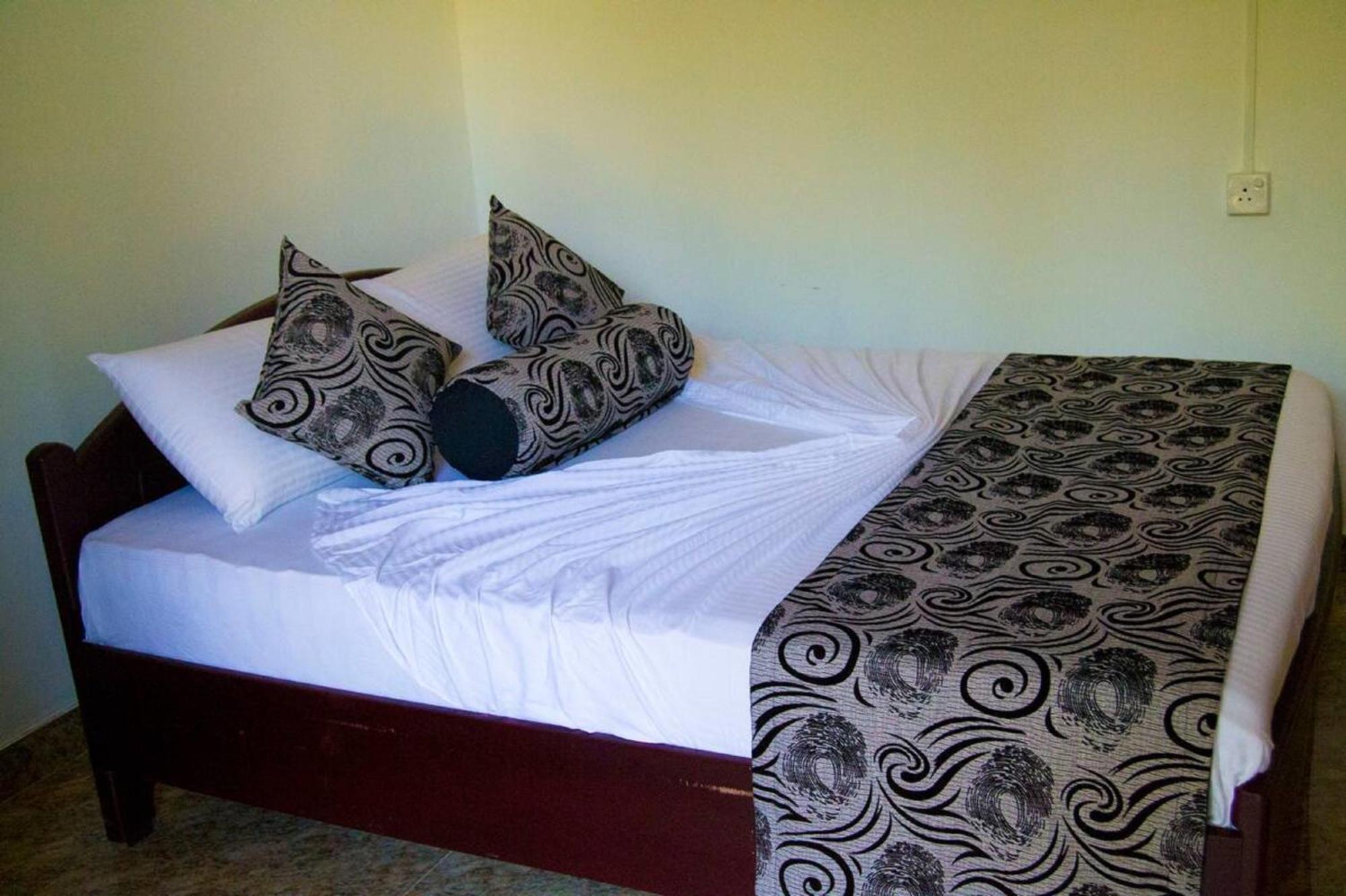 Iduwara Guest Apartment Sigiriya Ngoại thất bức ảnh