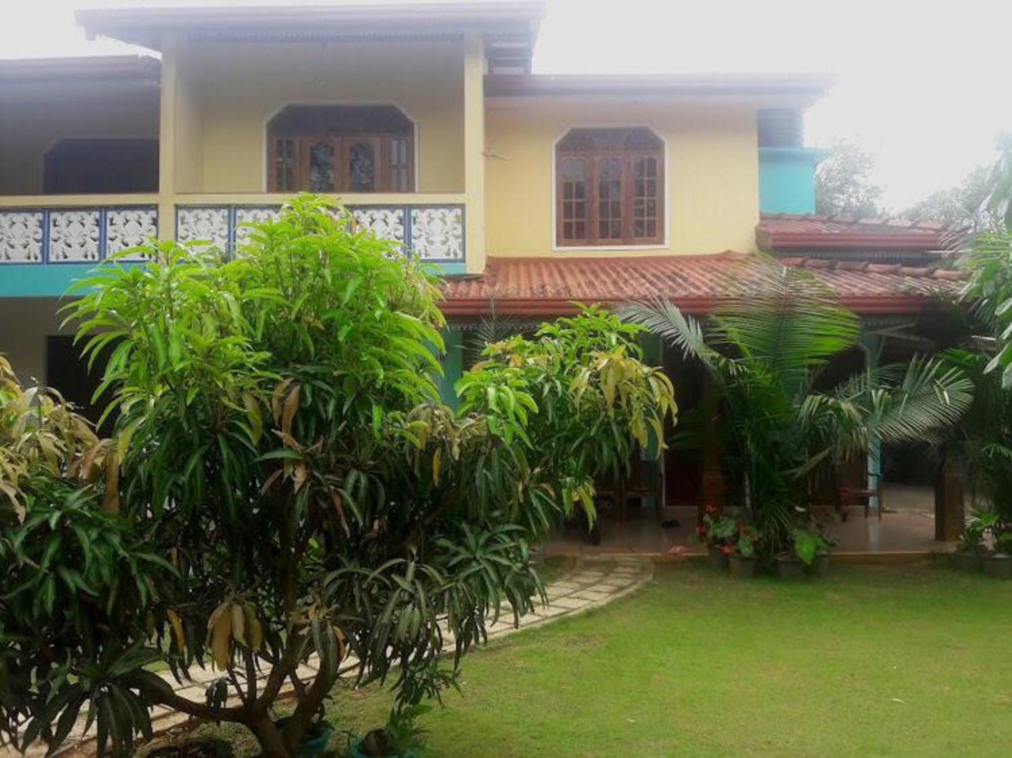 Iduwara Guest Apartment Sigiriya Ngoại thất bức ảnh